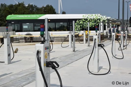 Bornes électriques pour la société de transport public De Lijn