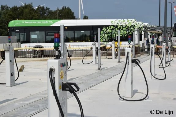 Bornes électriques pour la société de transport public De Lijn