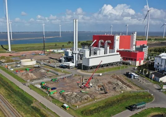 Extending the grid connection for a waste-toenergy plant