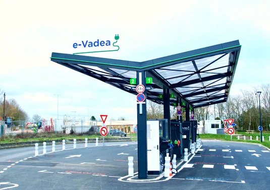 e-Vadea launches its first charging stations on APRR motorways